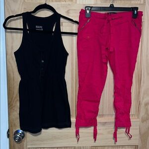 2 Piece Bundle Black Tank Top And Pink Capris Size: Small & 3/4 Pre-loved